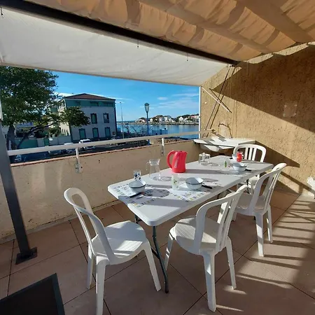 Lumineux Avec Terrasse, Proche Et Commerces - Fr-1-423-332